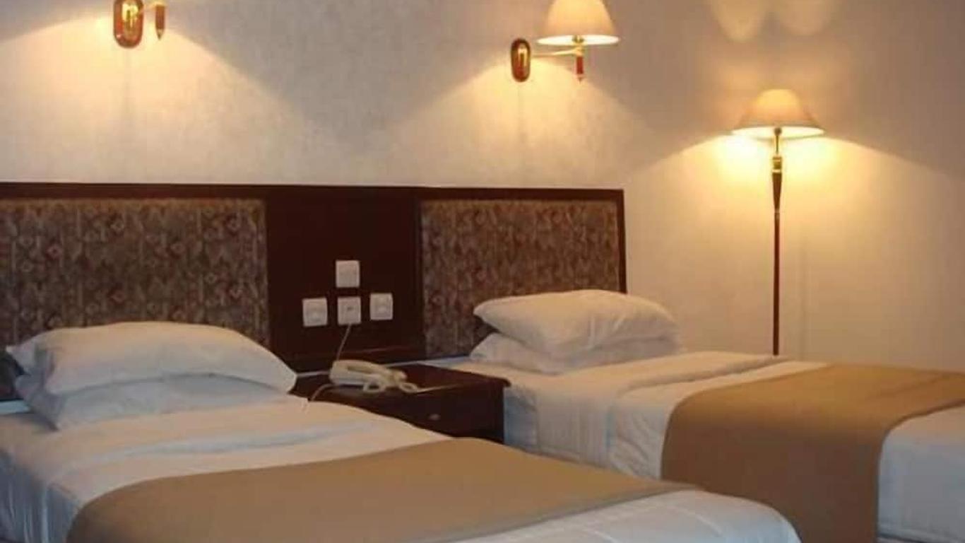 Oia Palace Hotel