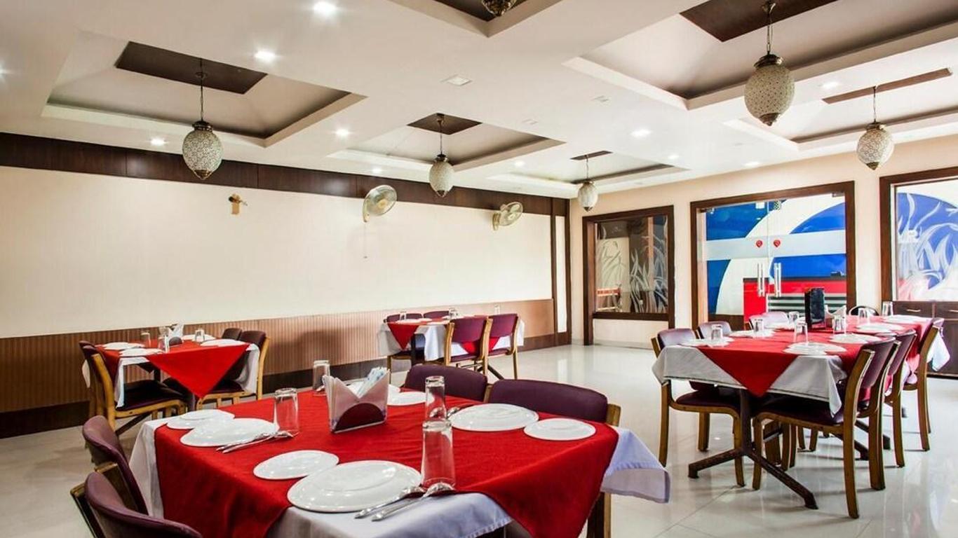OYO 3201 Hotel Jhankar