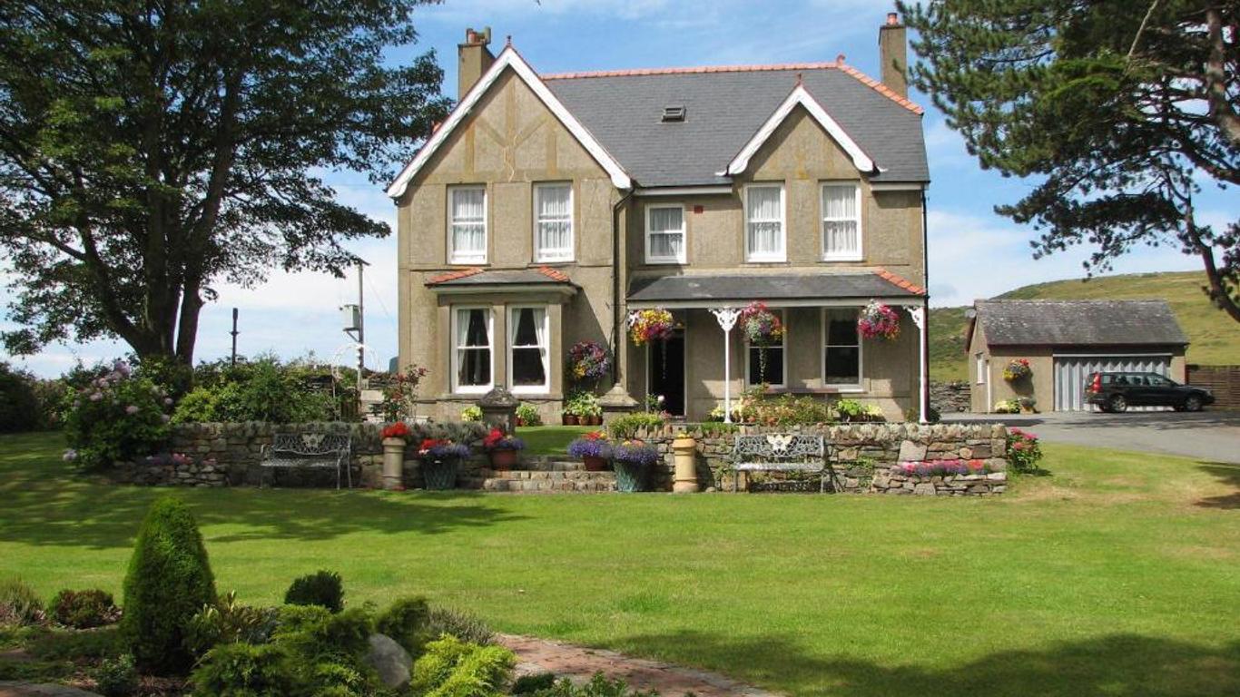 Gwrach Ynys Country Guest House