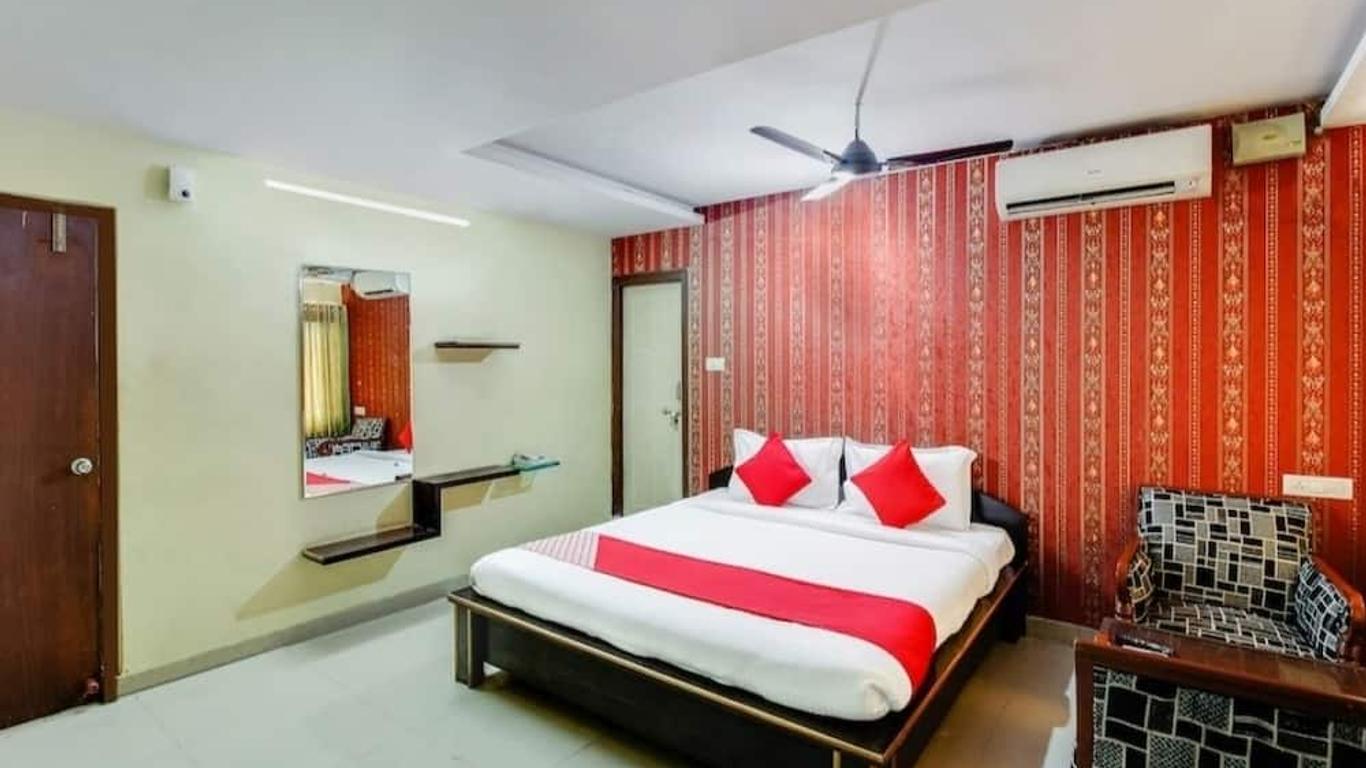 Maruthi Residency Inn