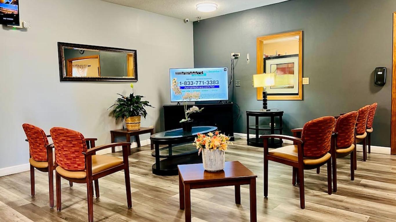 The Best Inn & Suites