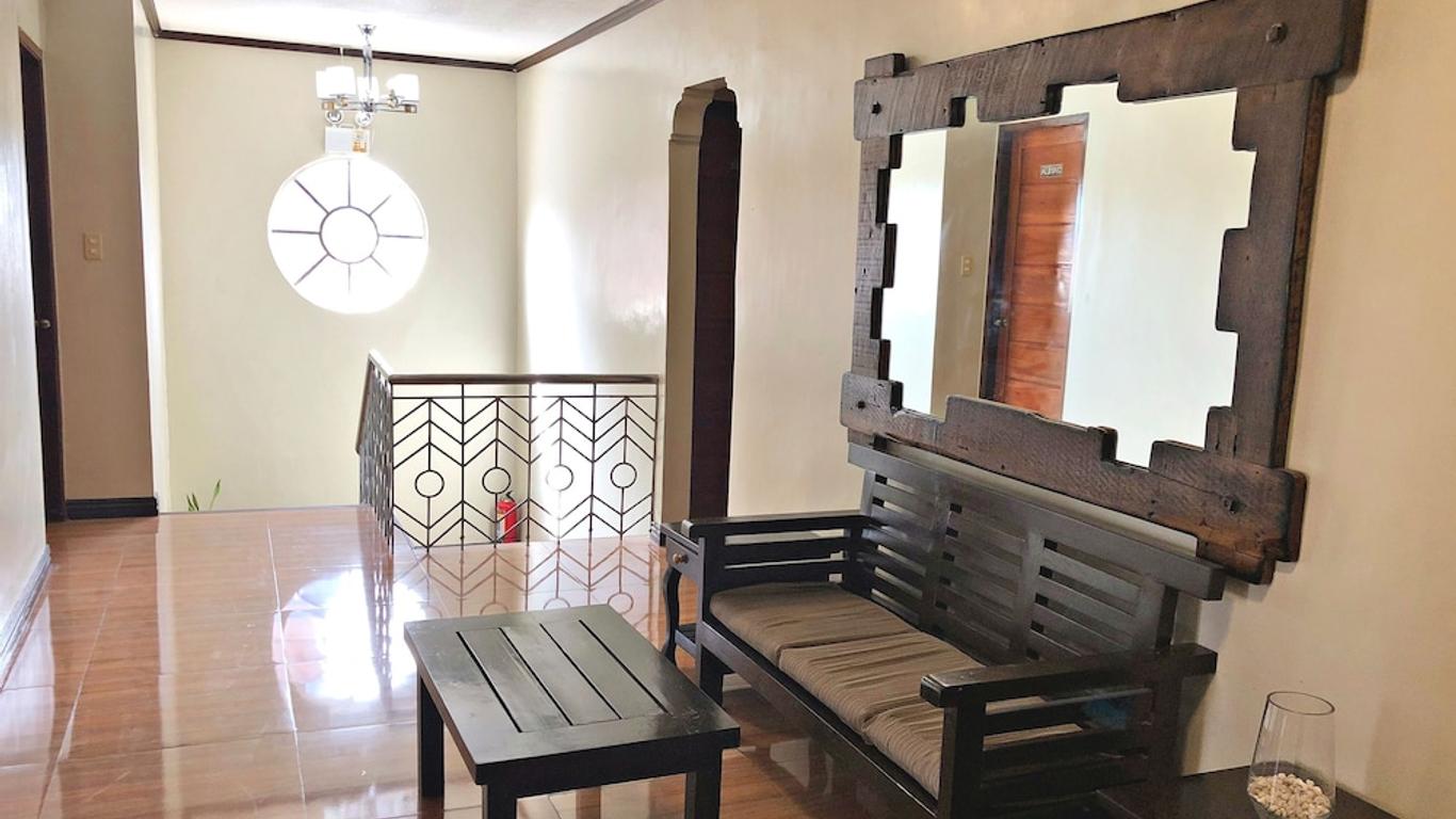 Susana's Room for Rent