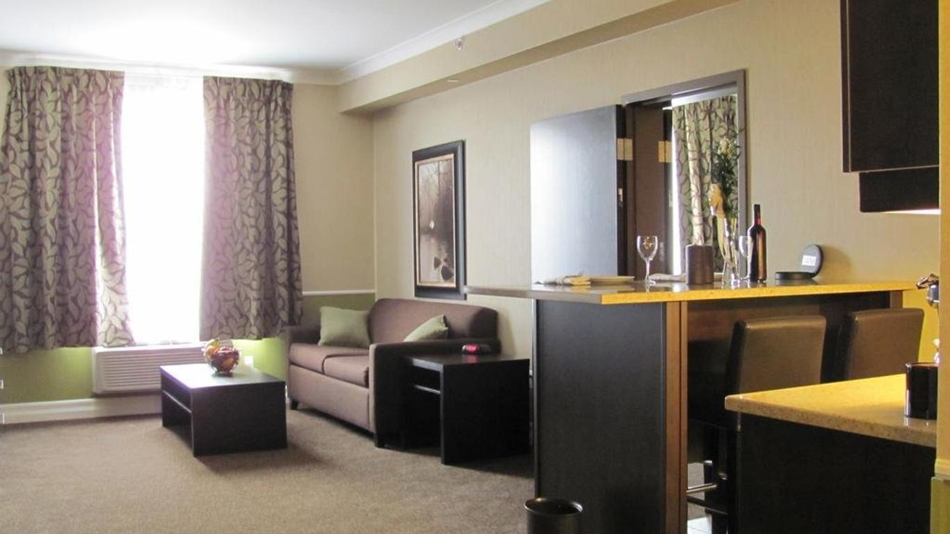 Riverrock Inn
