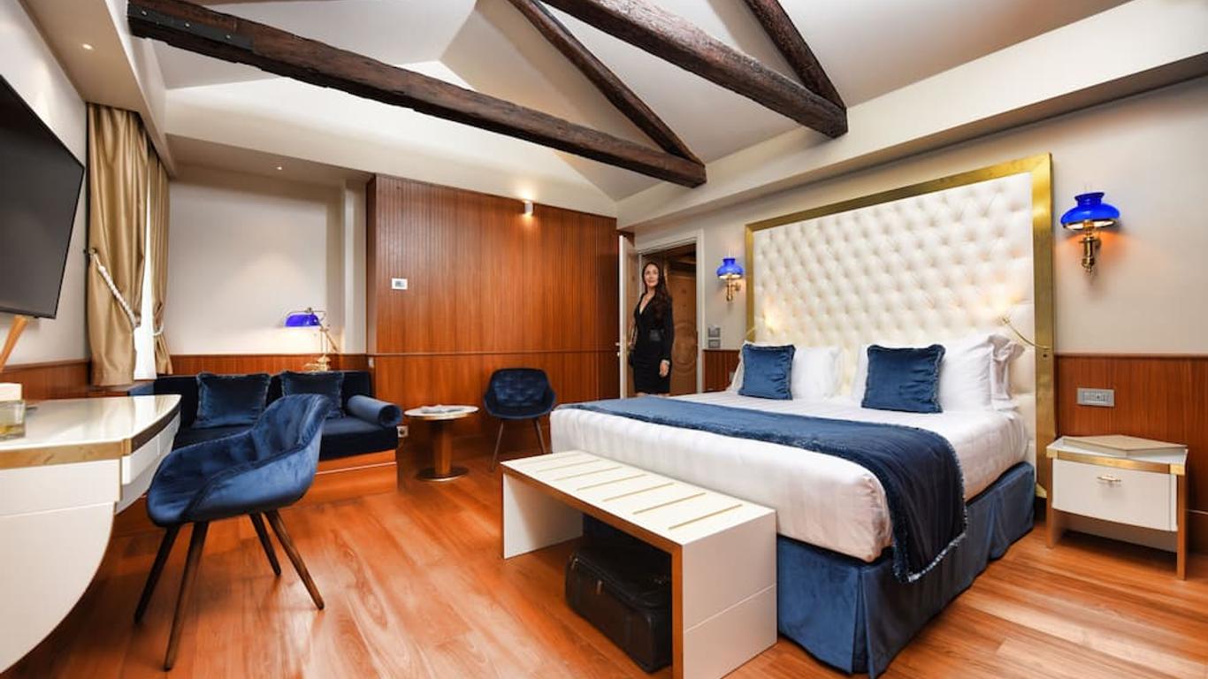 Santa Croce Boutique Hotel
