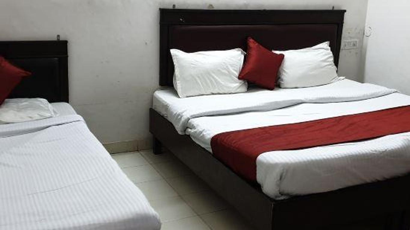 Hotel Amar Palace