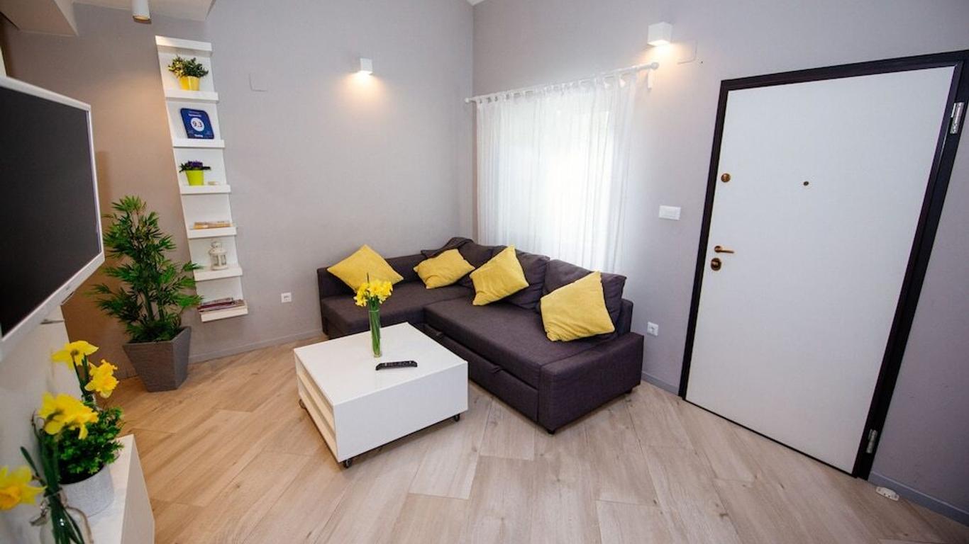 Hostel 63 - hostel