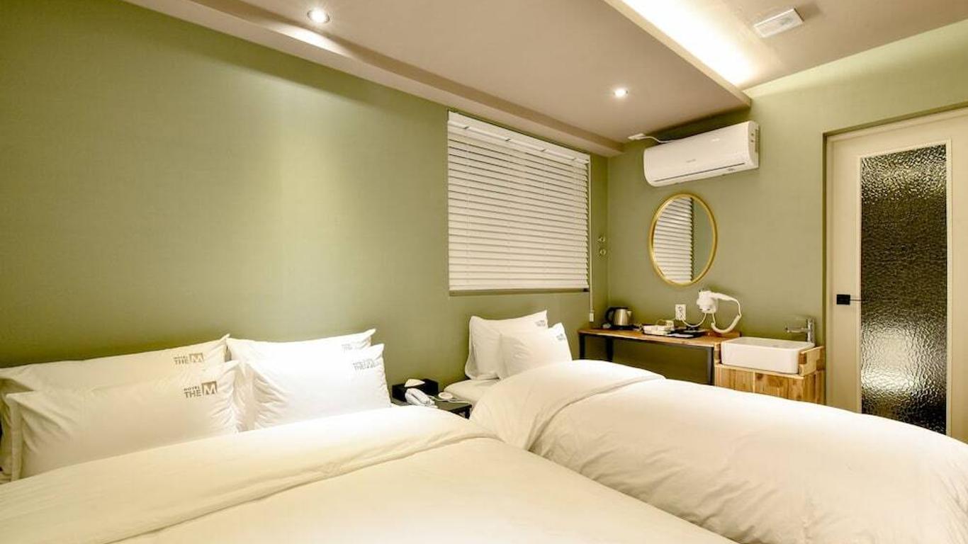 Hotel The M