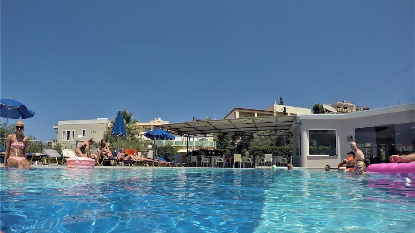 Varouxakis Hotel