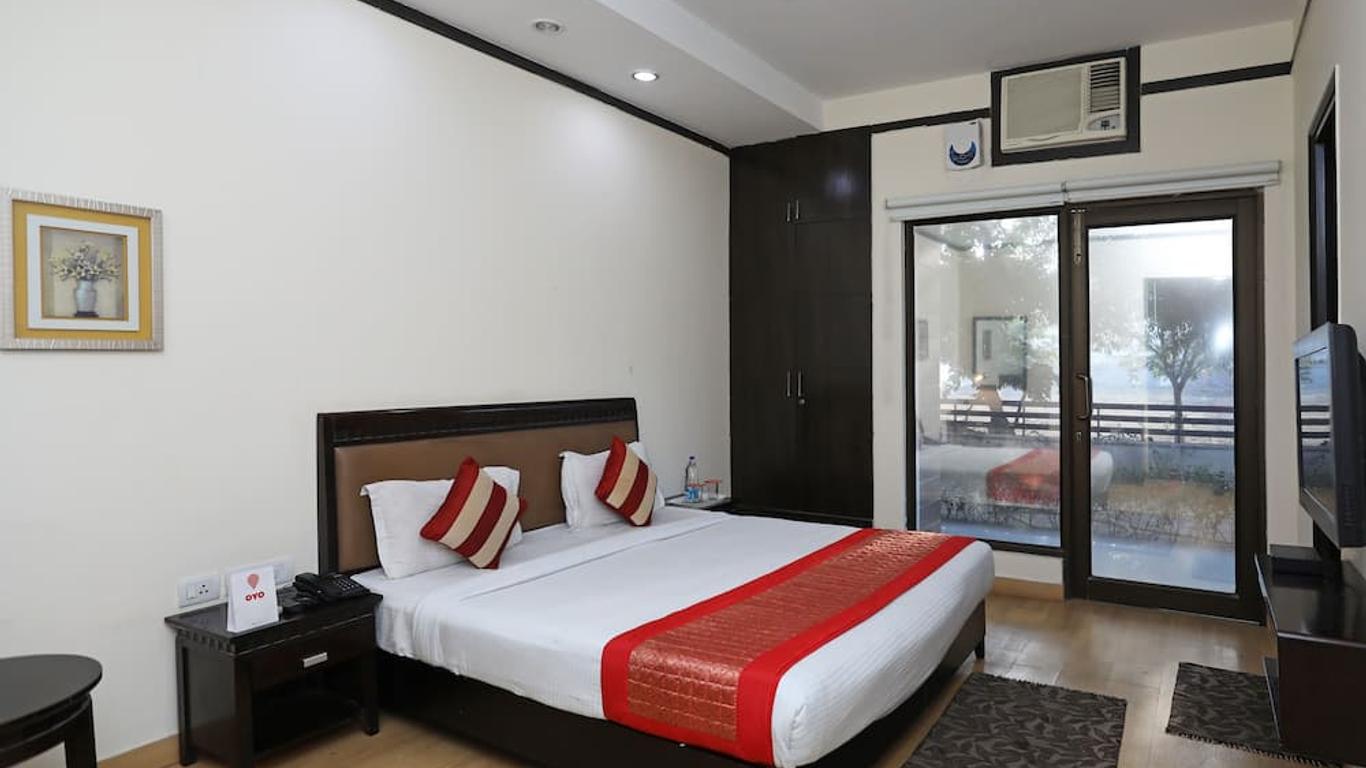 OYO 6558 Sd Royal Inn