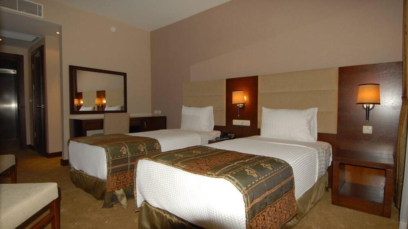 Cetin Hotel