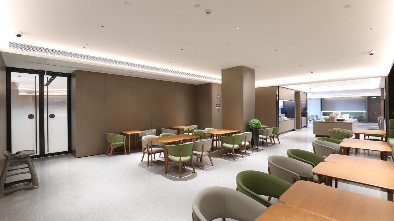 Ji Hotel Shanghai Caolu Gutang Road Metro Station