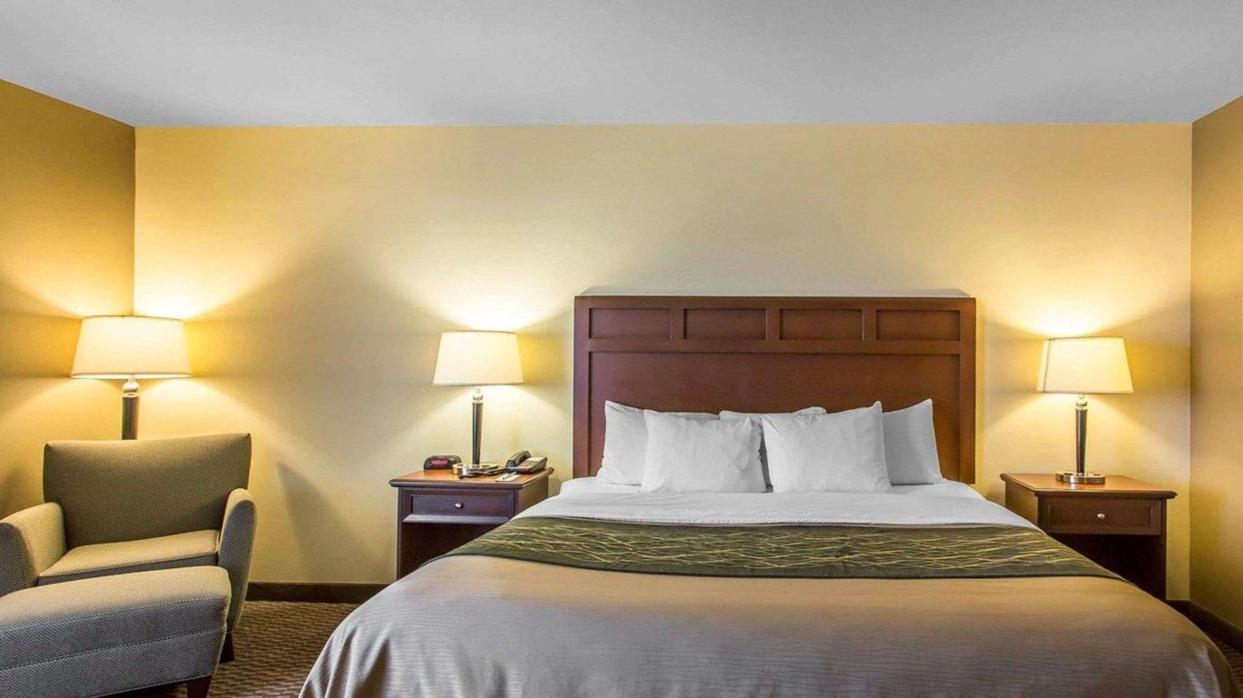 Comfort Inn & Suites