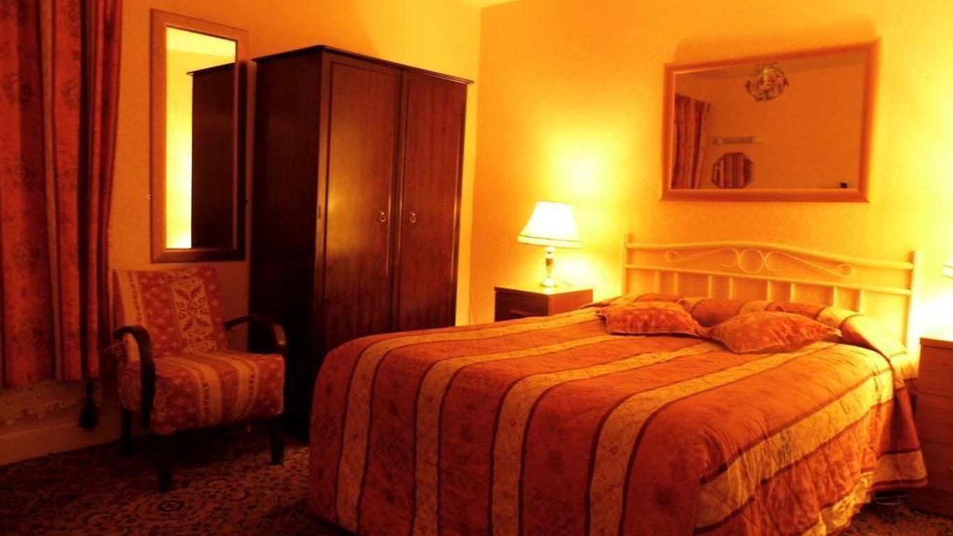 Averon Guest House