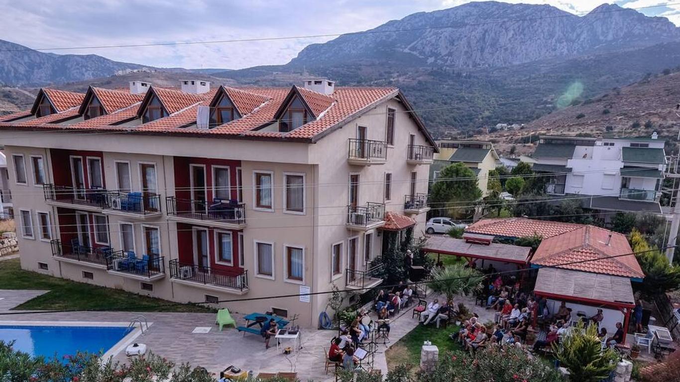 Karaburun Konak Hotel