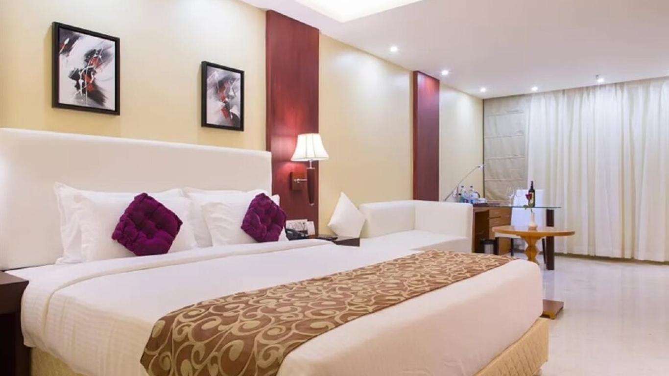Hotel Trinity Grand