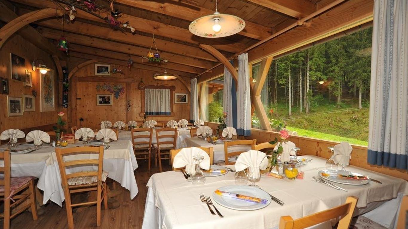 Albergo Garni' Laura