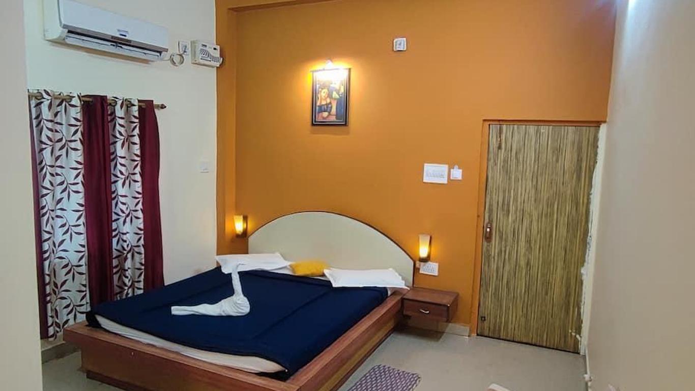 Hotel Neel Madhaba International