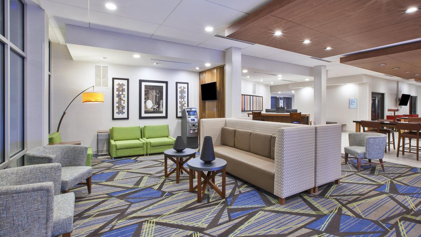 Holiday Inn Express - Auburn Hills South, An IHG Hotel