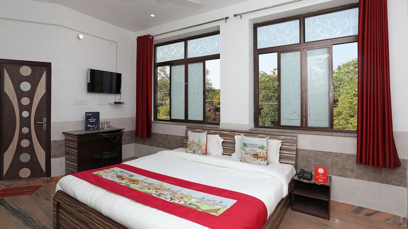 OYO 10610 Anand Guest House