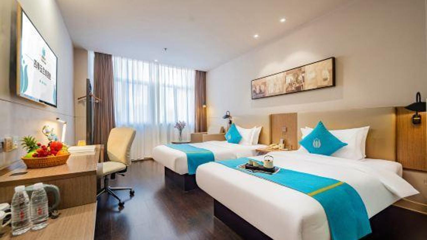 Four Seasons Magnolia Select Hotel
