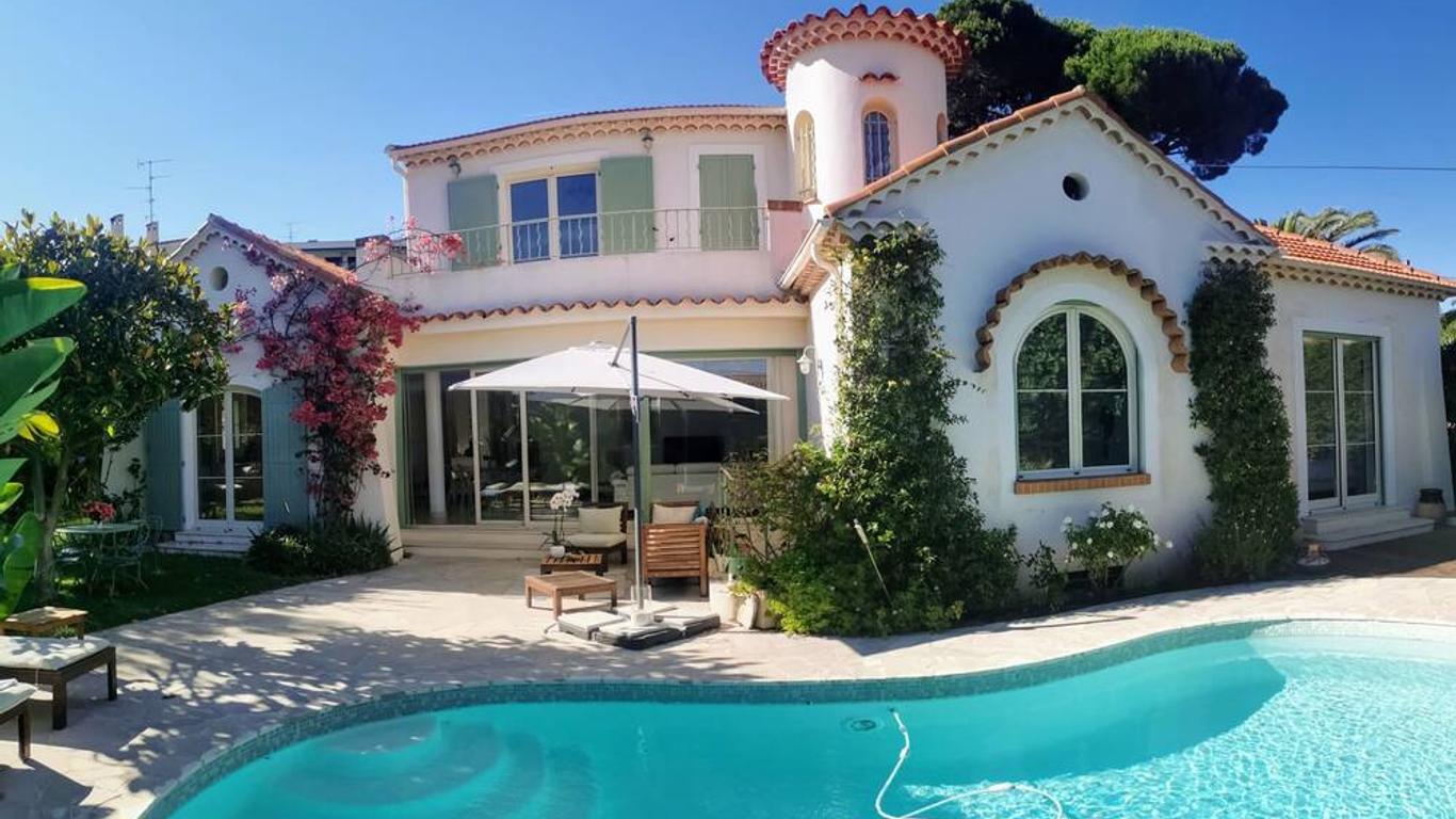Blue Dream Cannes Guest House