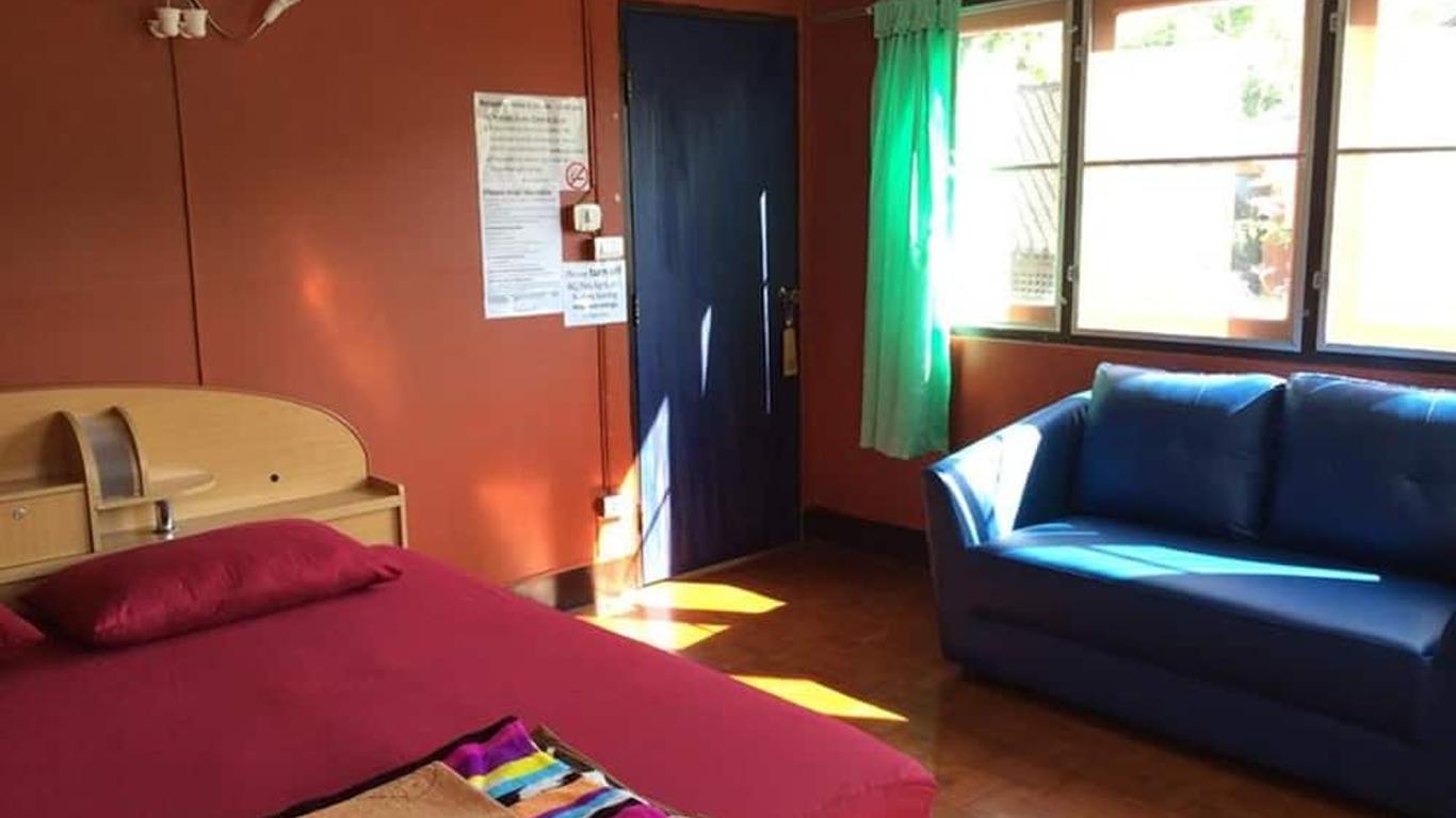 The Living Place 2 - Hostel