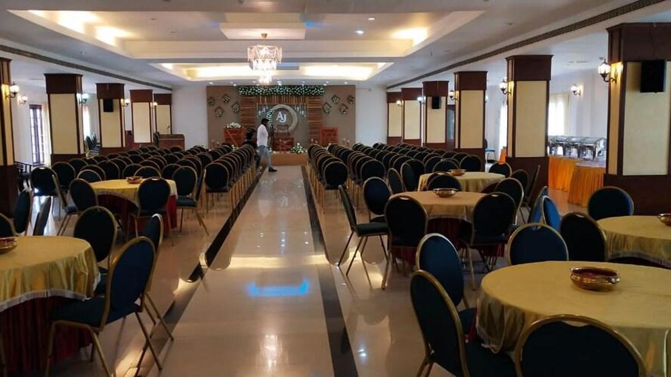 Hotel Meadows International