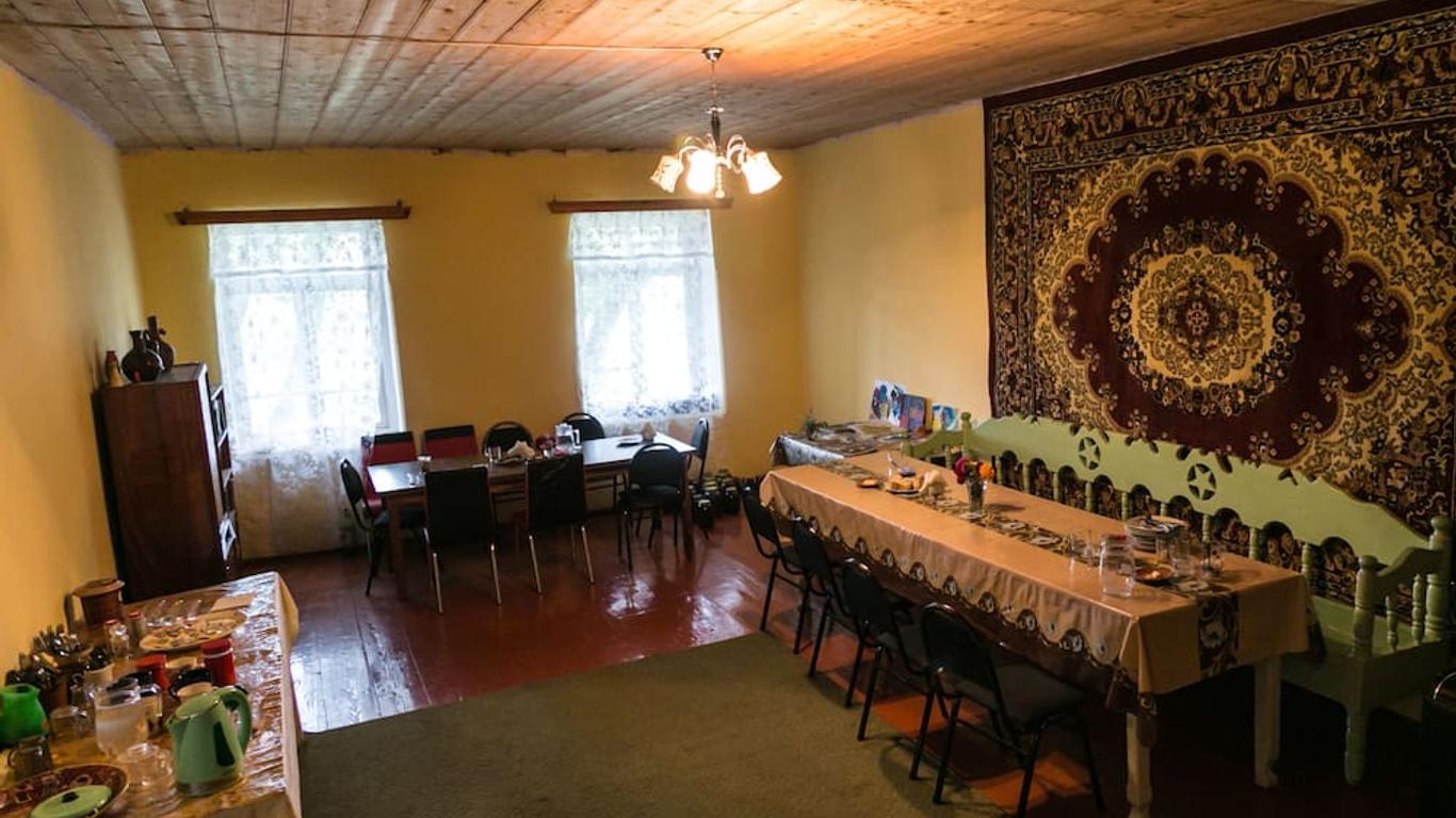 Lia Jamdelianis Guest House
