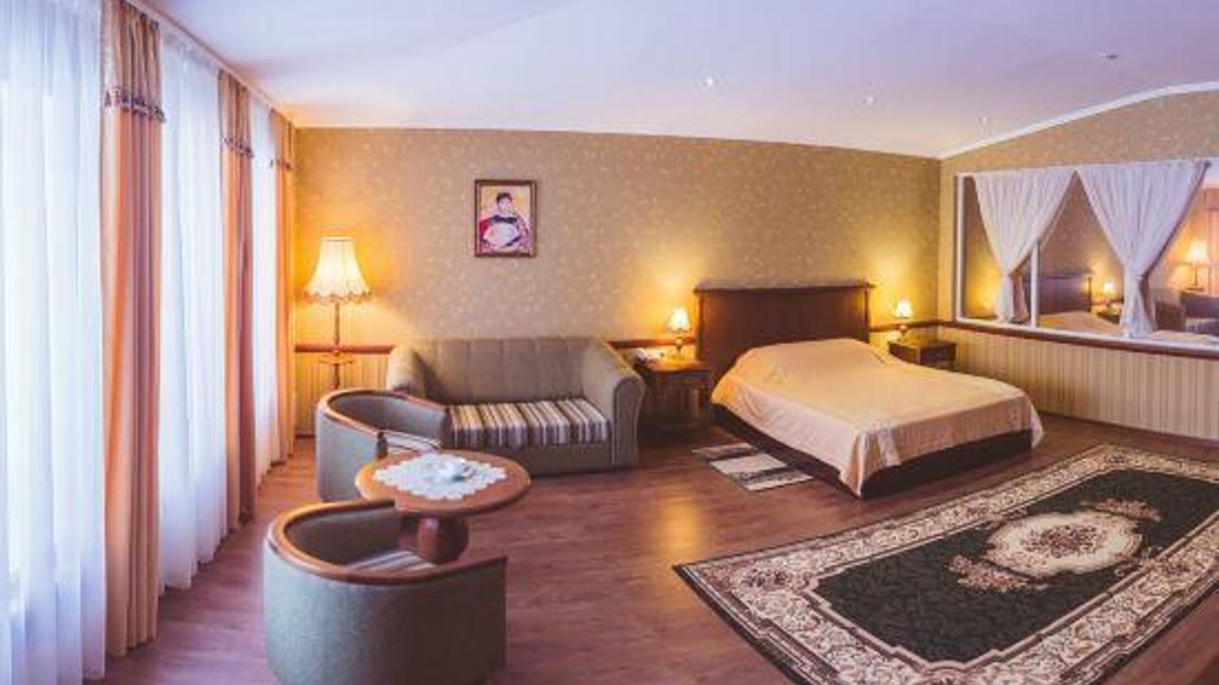 Parad Park Hotel