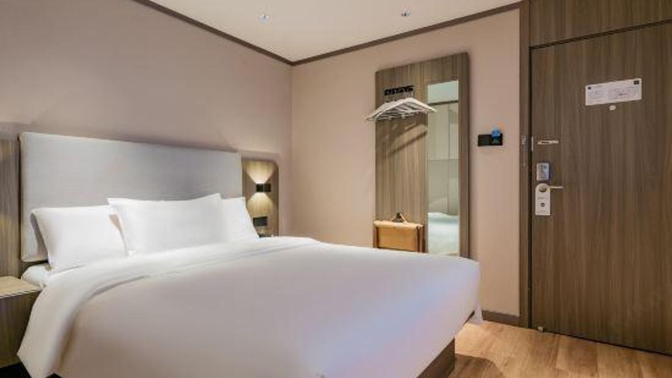 Hanting Hotel Xian Keji Road Chuangyi Square Branch