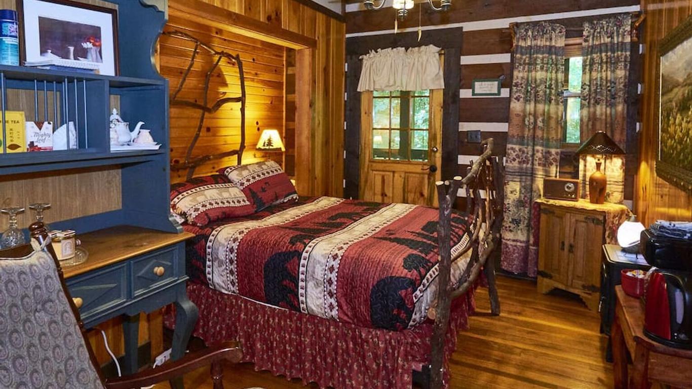 Creekwalk Inn Bed and Breakfast with Cabins