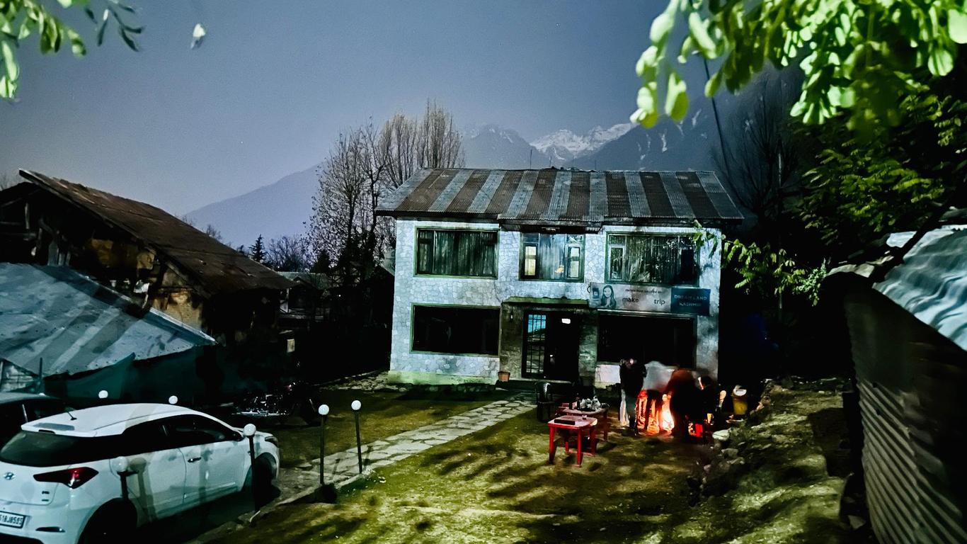 Dreamland Kashmir cottage