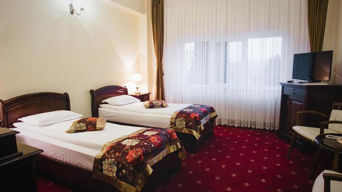 Hotel Capitol