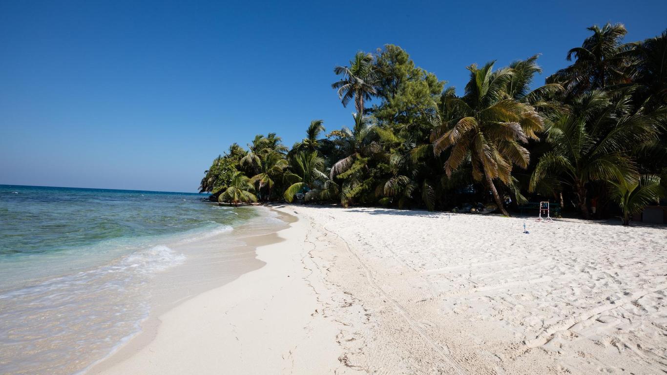 Ranguana Caye Cabanas