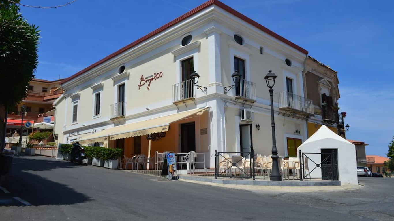 Borgo 800