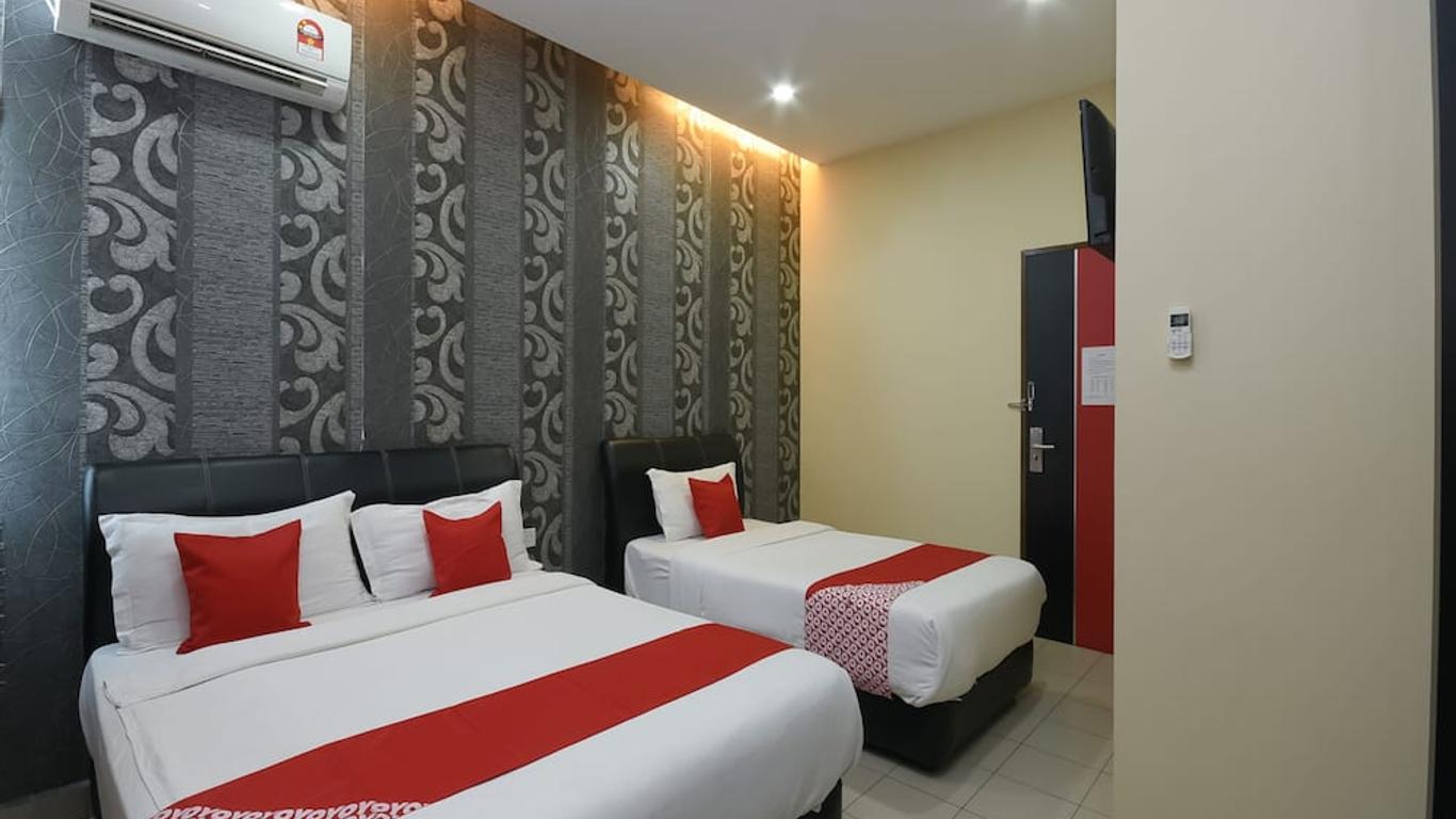 OYO 89301 Ys Inn