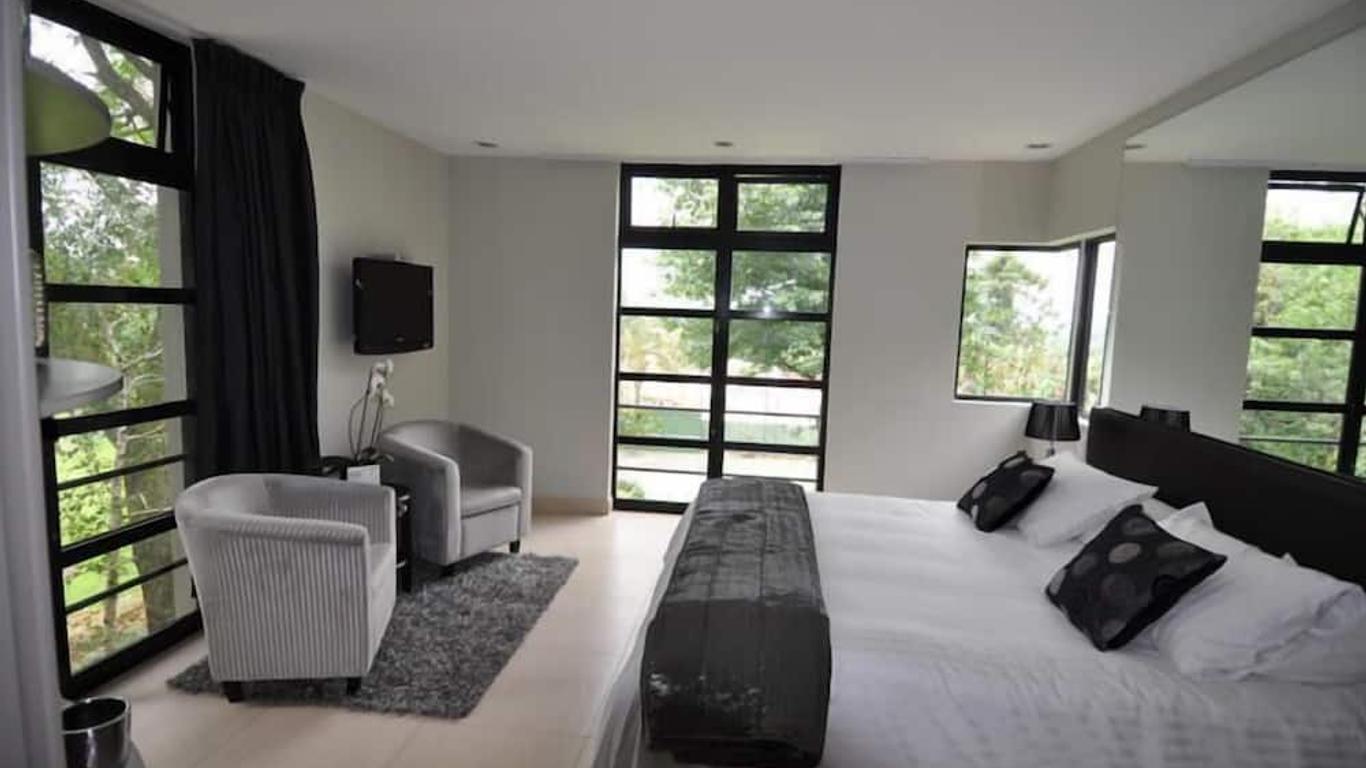Blu Swan Guest House