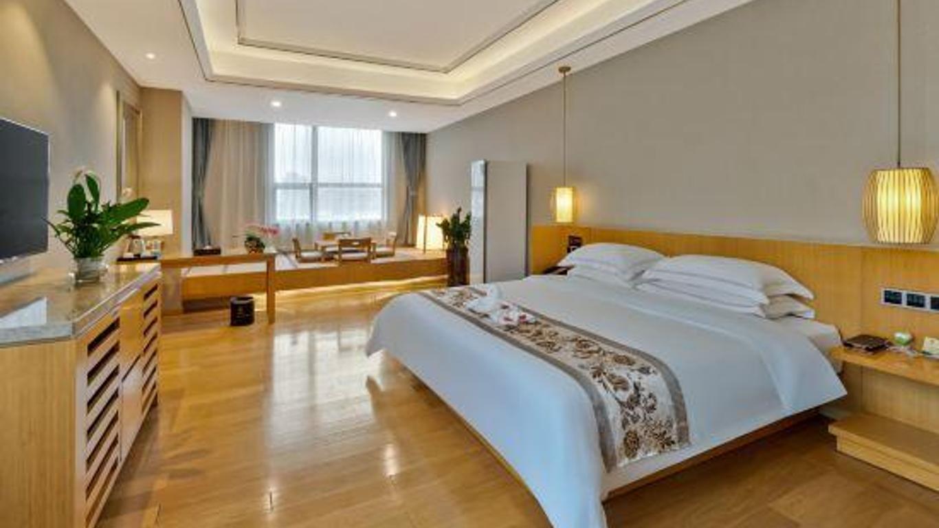 China Show International Hotel
