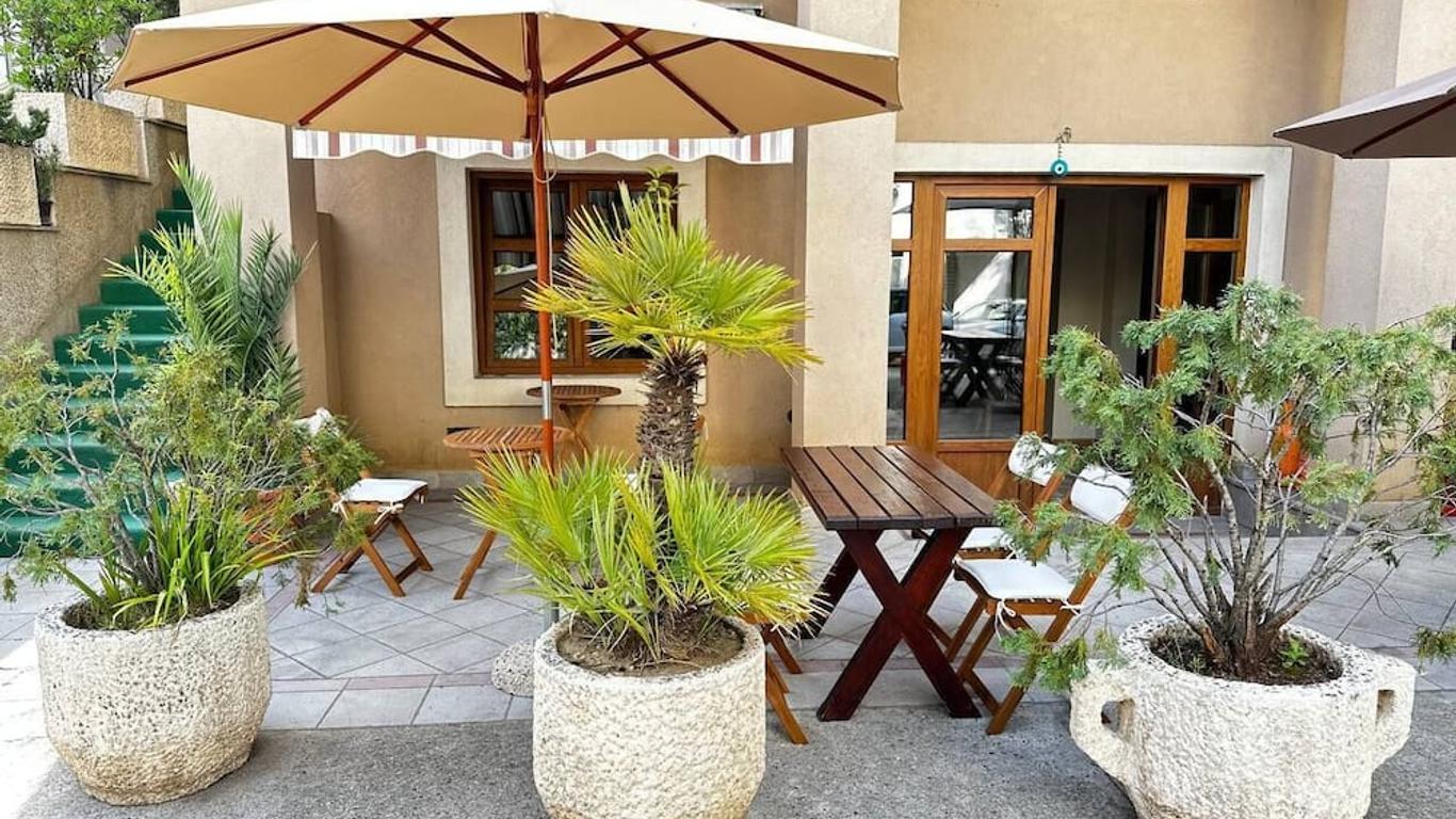 Central Hotel-Budva
