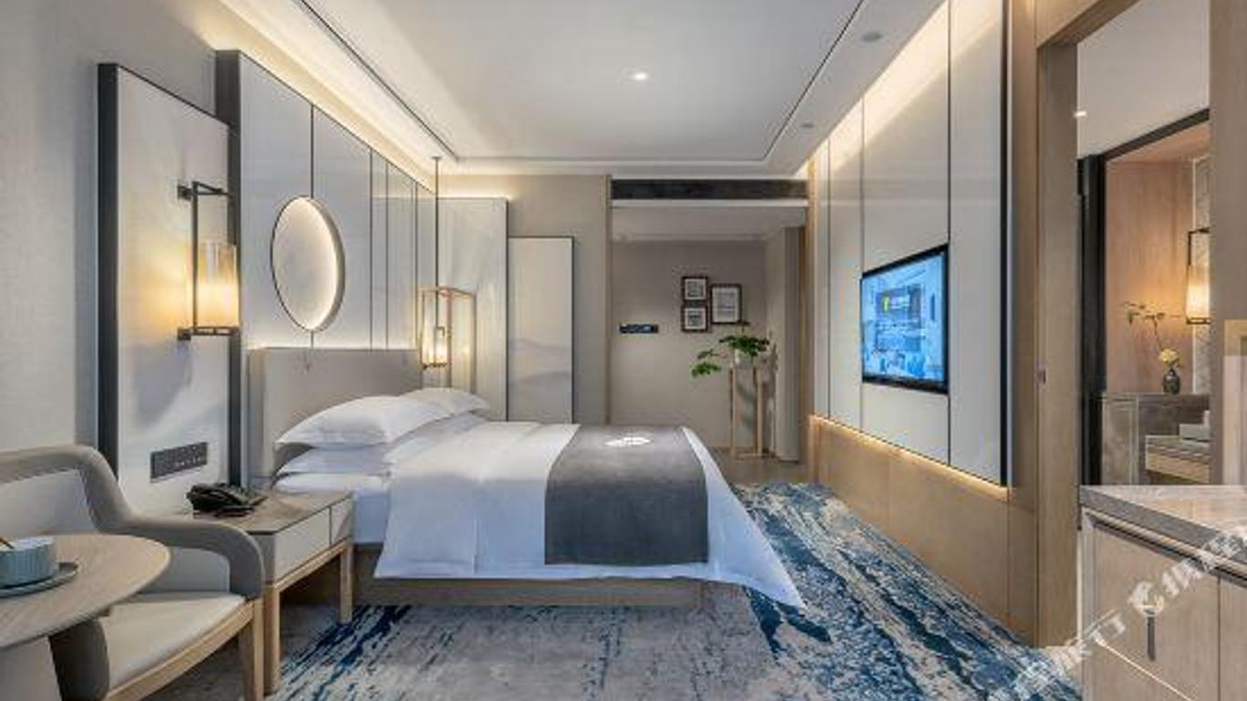 Yannian Shenyu Hotel