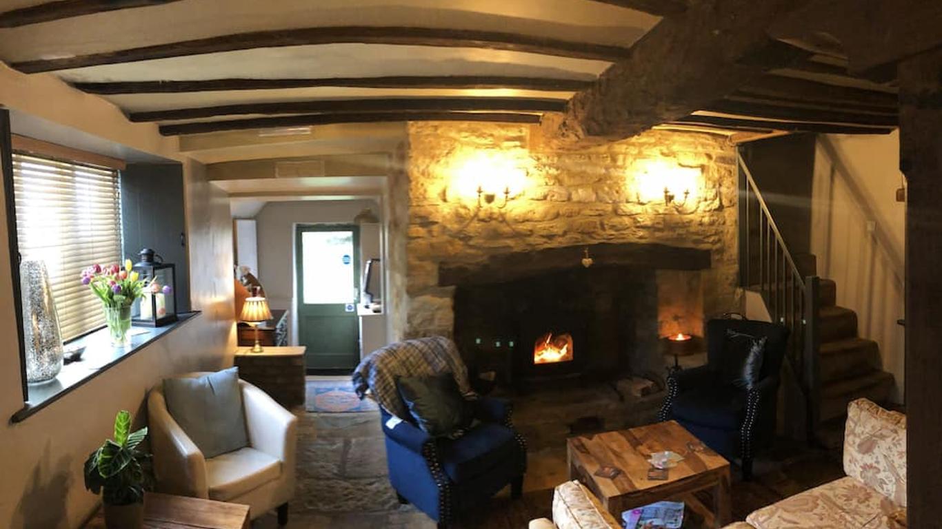 The Horse & Groom