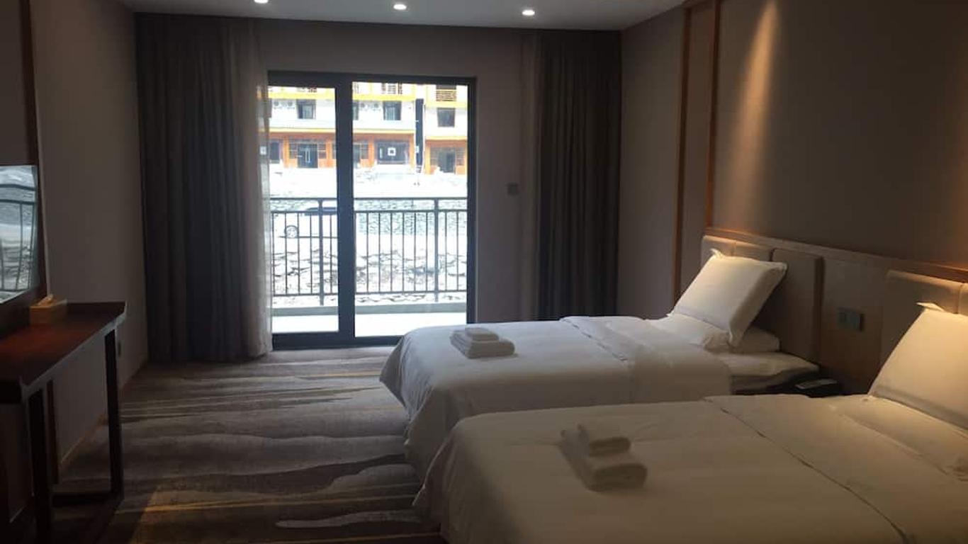 Shennongjia Jinghe Hotel