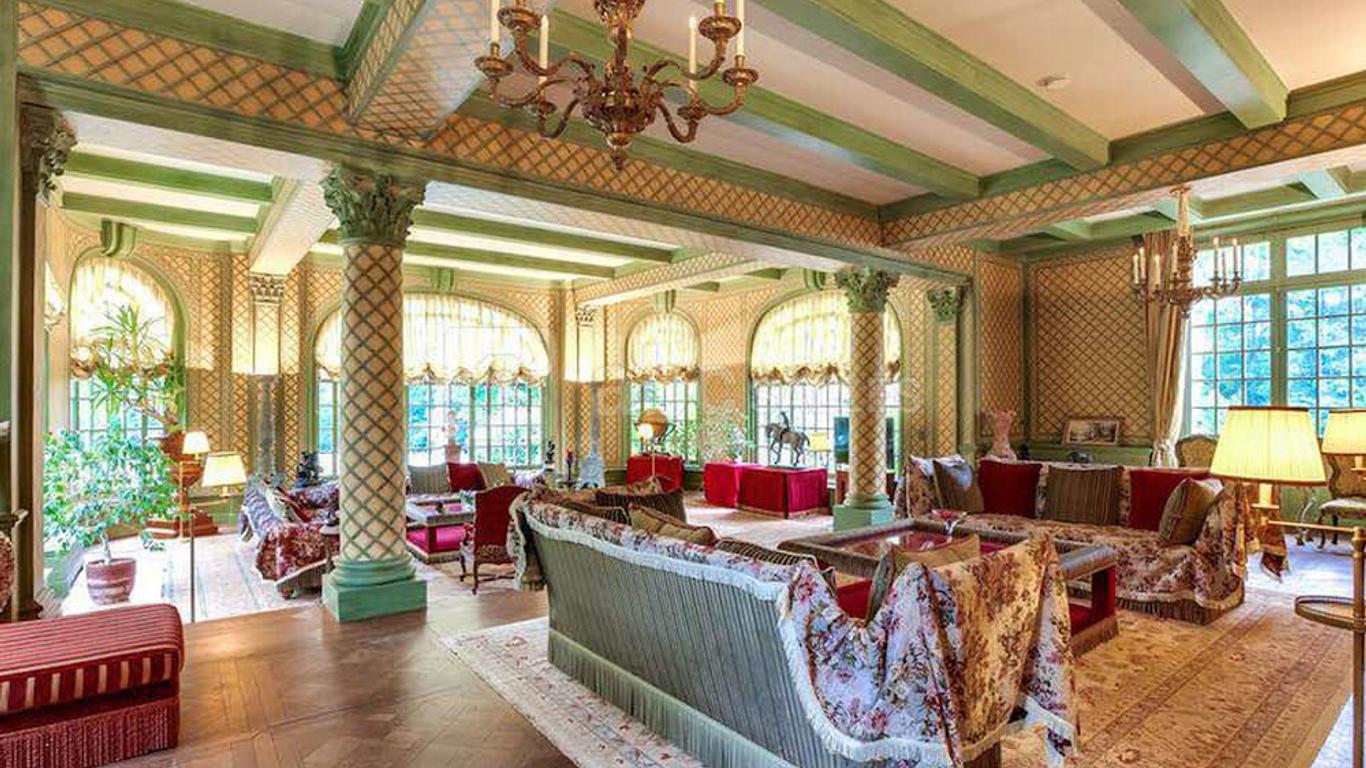 Château Des Forgets Hotel