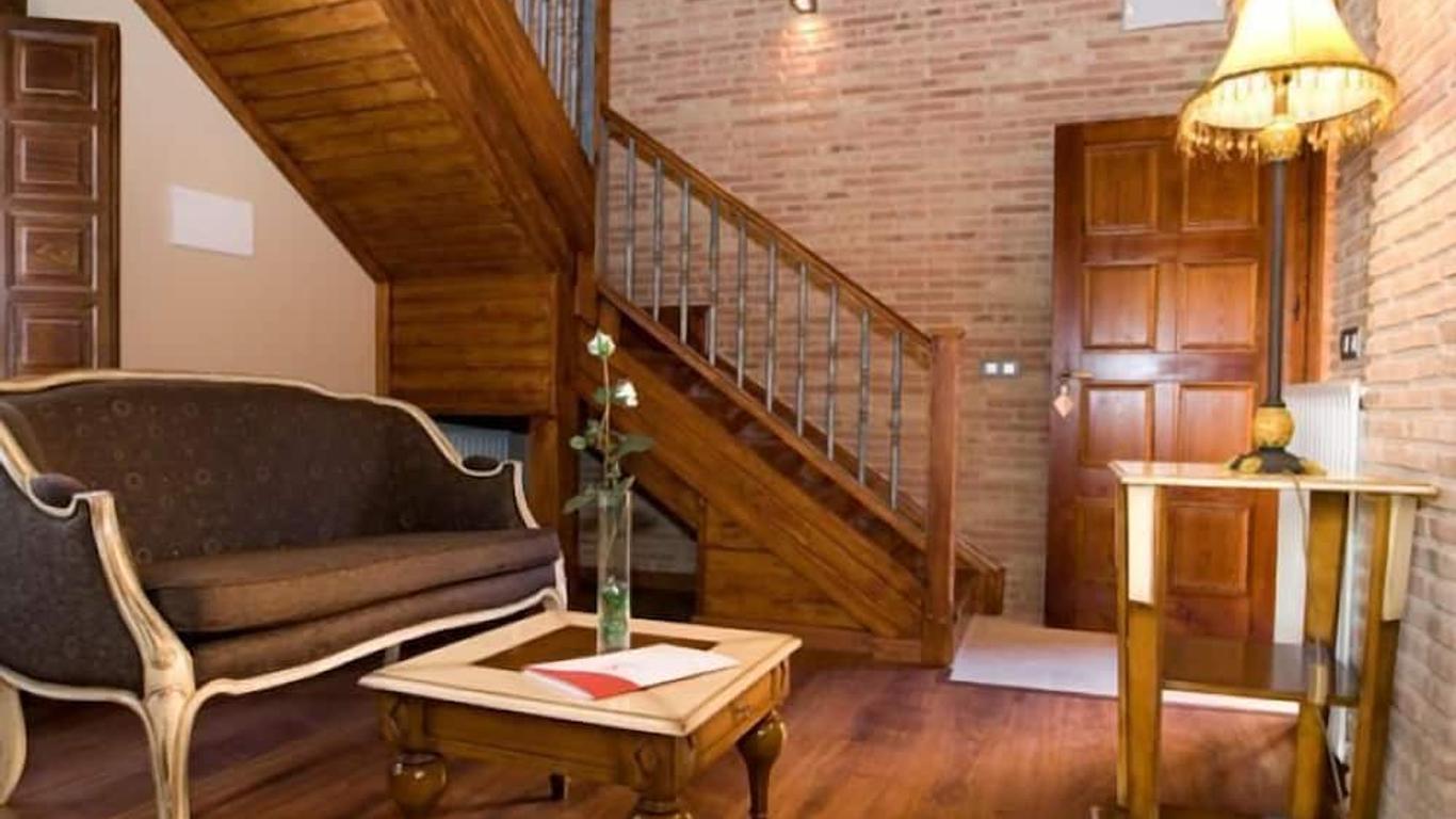 Posada Los Condestables Hotel & Spa