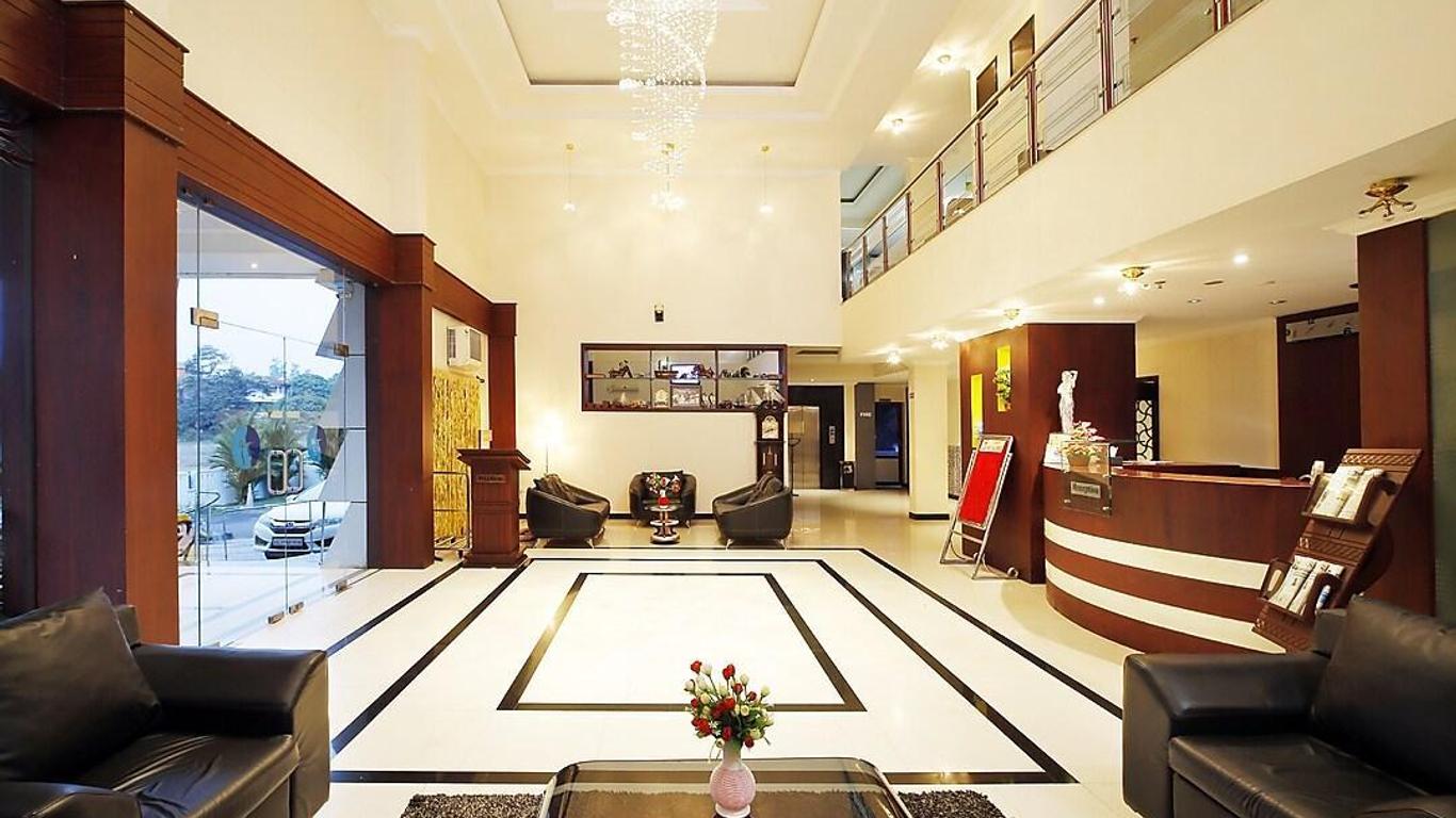 Hotel Rose International