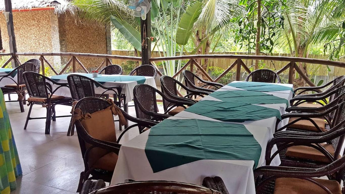 Cooper's Beach Resort