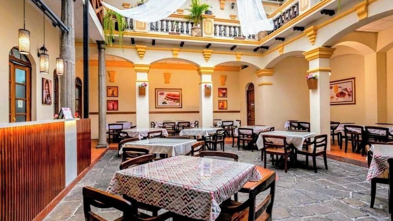 Hostal La Suite
