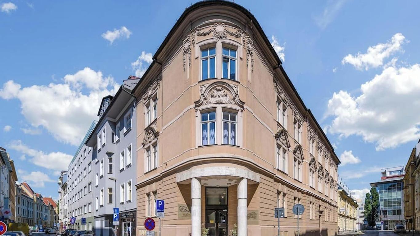 Elisabeth Old Town