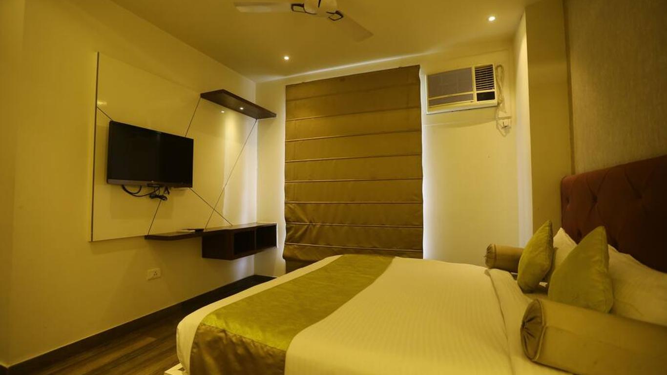 Hotel Gurveer Royal
