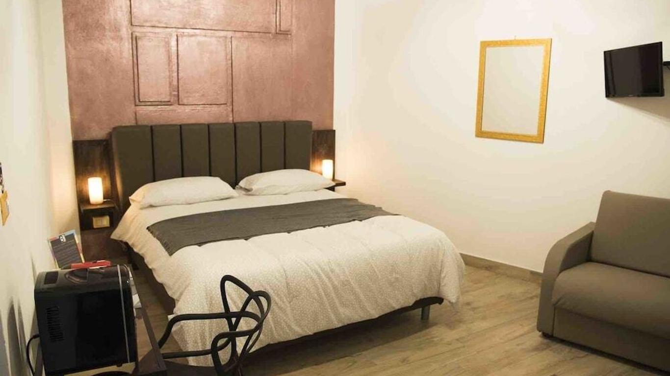 Bhome Fashion Suite